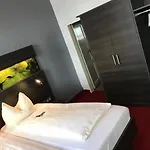 Stadthotel-garni Smutje