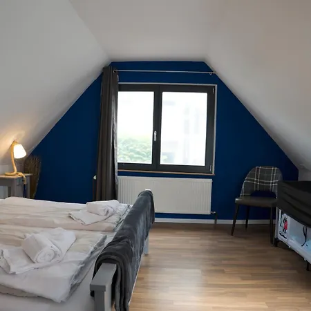 فندق Stadthotel-garni Smutje 3*