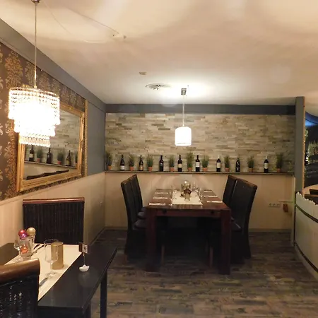 Hotell Stadthotel-garni Smutje