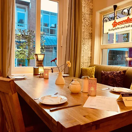 Stadthotel-garni Smutje فندق