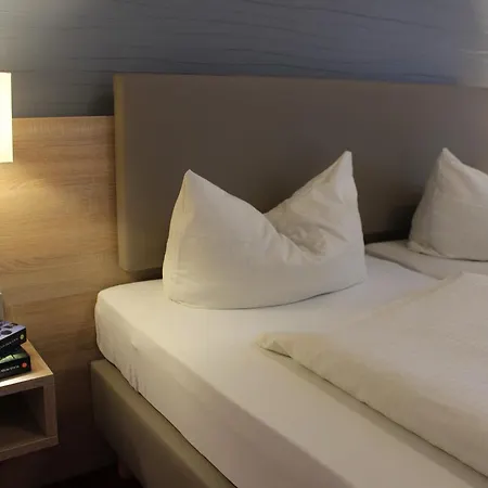 Stadthotel-garni Smutje 3* נורדן