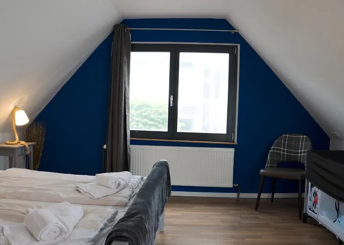 فندق Stadthotel-garni Smutje 3*