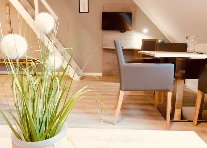 Stadthotel-garni Smutje فندق 3*