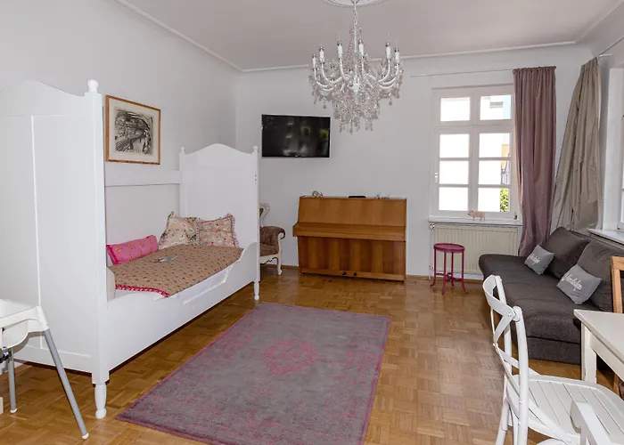 Stadthotel-garni Smutje فندق